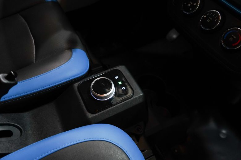 Hyacinth Automotive ouvre la voie de la logistique 100% électrique avec Cenntro et RAPSEV