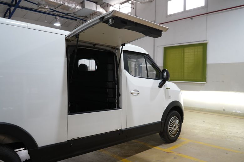 Hyacinth Automotive ouvre la voie de la logistique 100% électrique avec Cenntro et RAPSEV