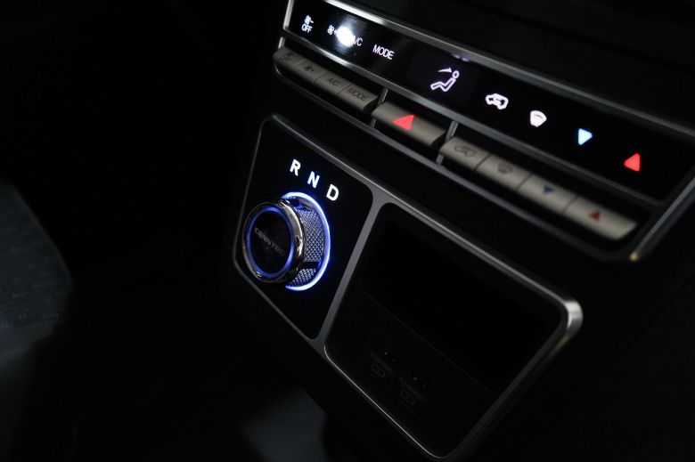 Hyacinth Automotive ouvre la voie de la logistique 100% électrique avec Cenntro et RAPSEV