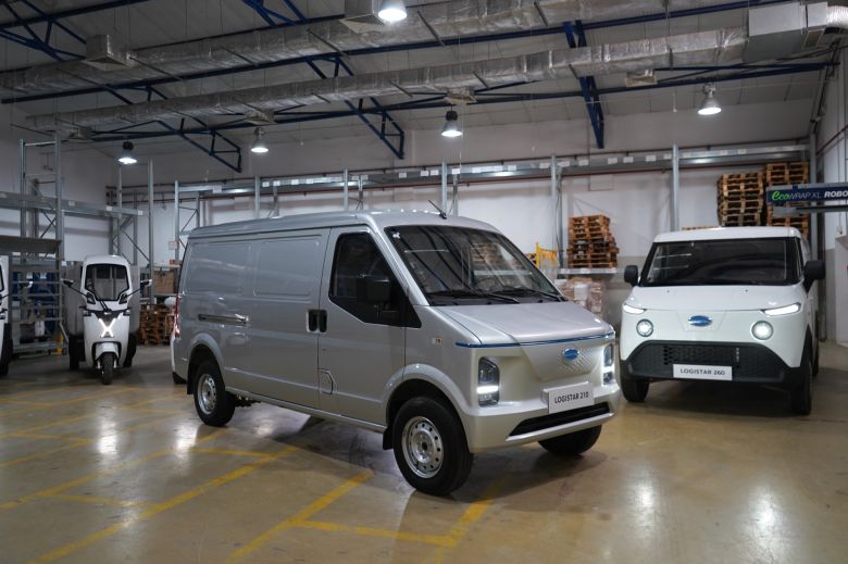 Hyacinth Automotive ouvre la voie de la logistique 100% électrique avec Cenntro et RAPSEV