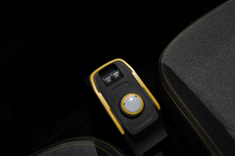 Hyacinth Automotive ouvre la voie de la logistique 100% électrique avec Cenntro et RAPSEV