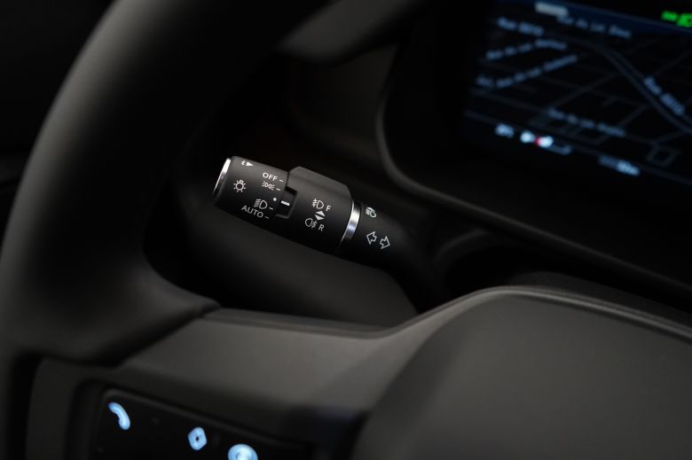 Land Rover Defender 110 3.0 L P400 X-Dynamic SE