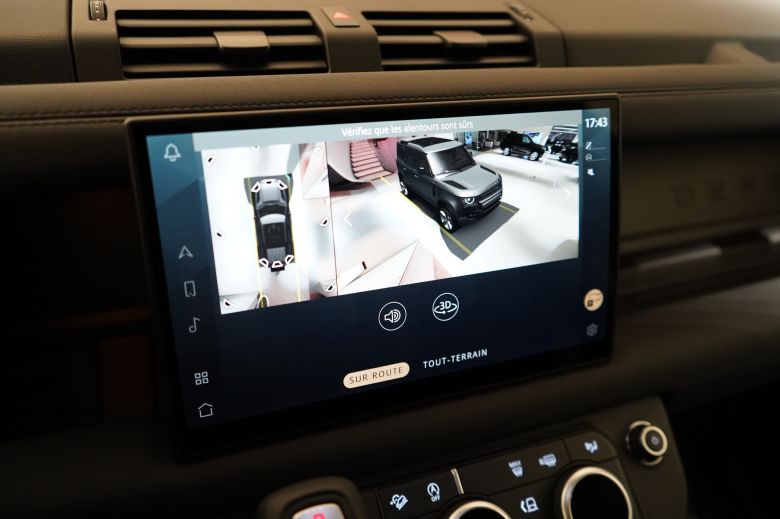 Land Rover Defender 110 3.0 L P400 X-Dynamic SE