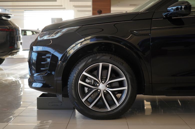 Land Rover Discovery Sport 1.5 L P300e PHEV Dynamic SE