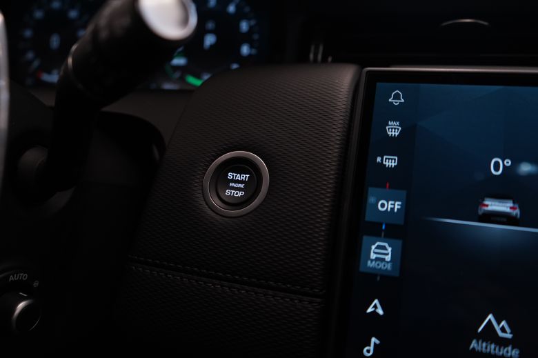 Land Rover Discovery Sport 1.5 L P300e PHEV Dynamic SE