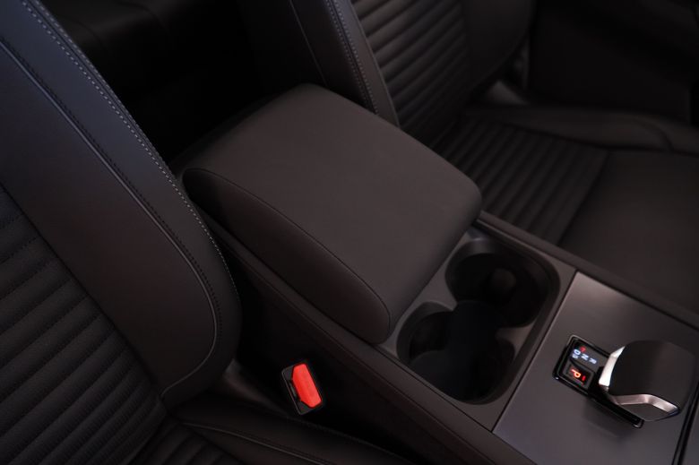 Land Rover Discovery Sport 1.5 L P300e PHEV Dynamic SE