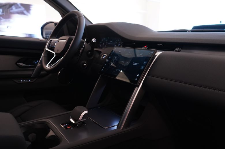 Land Rover Discovery Sport 1.5 L P300e PHEV Dynamic SE