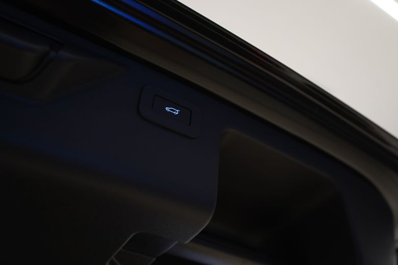 Land Rover Discovery Sport 1.5 L P300e PHEV Dynamic SE