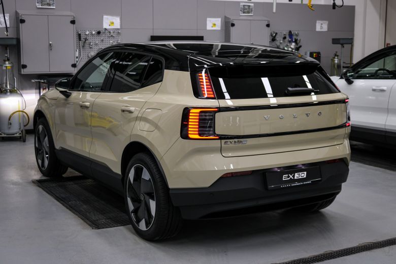 Volvo EX30 Single Motor Core