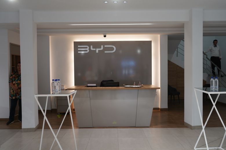 BYD Tunisie inaugure son cinquième showroom à Hammamet et poursuit l’extension de son réseau national