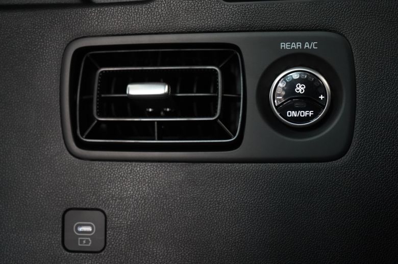 KIA Sorento Hybride 1.6 T-GDi HEV