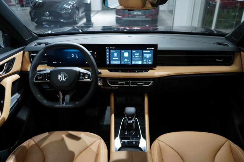 MG HS 1.5L Turbo Luxury