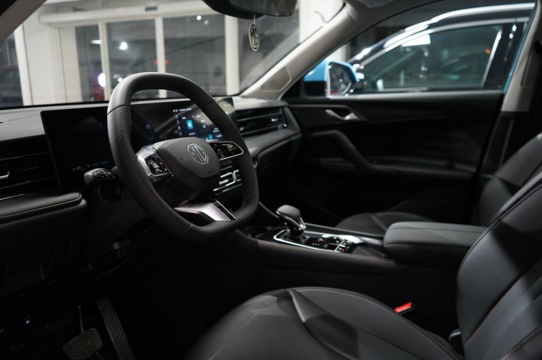 MG HS Hybrid+ 1.5L Turbo