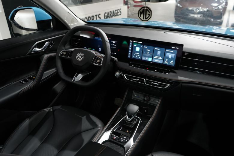 MG HS Hybrid+ 1.5L Turbo