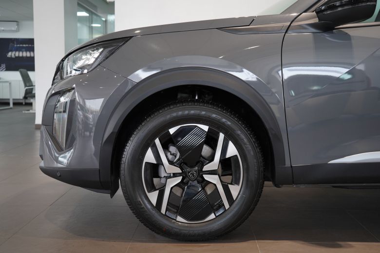 Peugeot 2008 1.2 L Puretech 130 Allure BVA