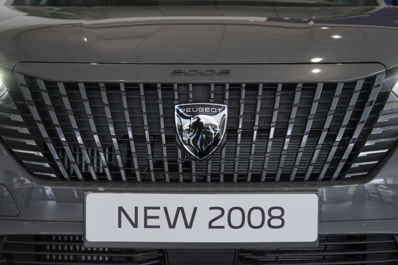 Peugeot 2008 1.2 L Puretech 130 Allure BVA