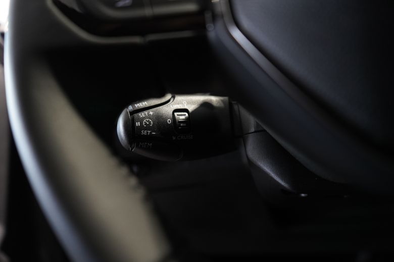 Peugeot 2008 1.2 L Puretech 130 Allure BVA