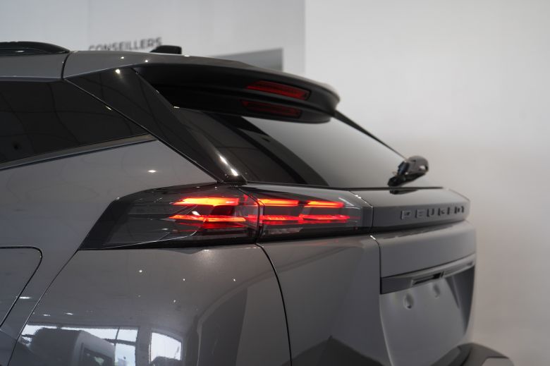 Peugeot 2008 1.2 L Puretech 130 Allure BVA
