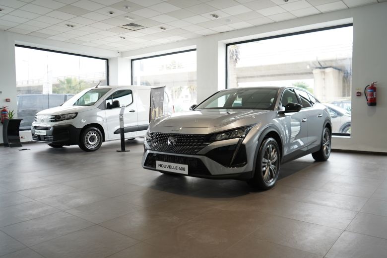 Peugeot 408 1.6 L Allure EAT8