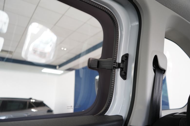 Peugeot Rifter 1.6 L HDI 92ch