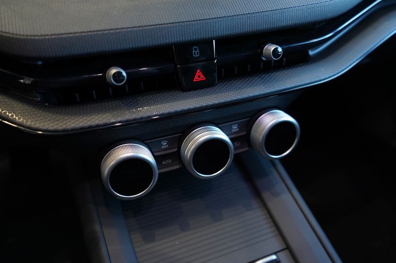 Skoda Superb 1.5 TSI Essence DSG