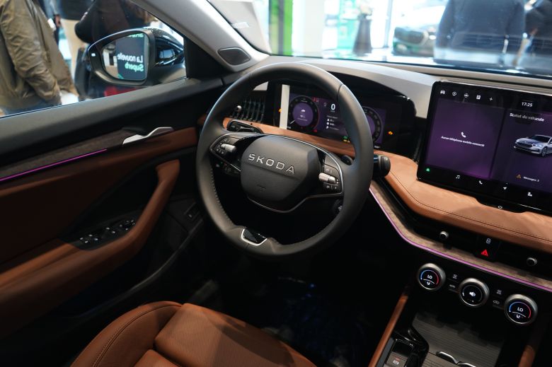 Skoda Superb 1.5 TSI Selection DSG