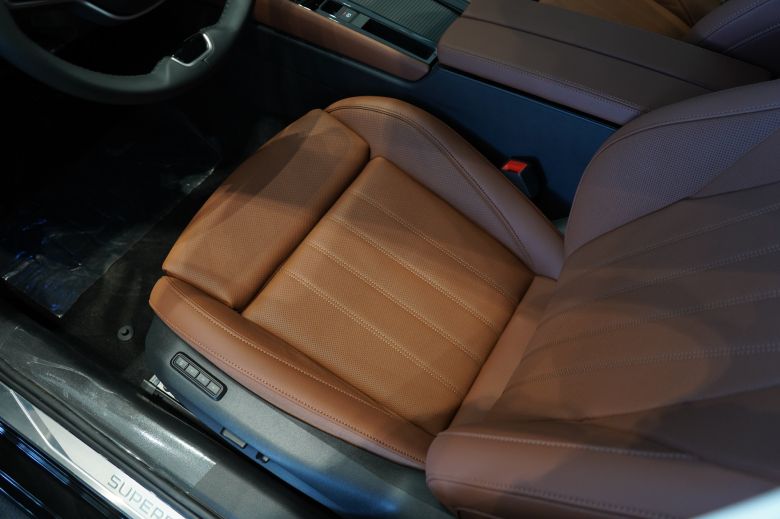 Skoda Superb 1.5 TSI Selection DSG