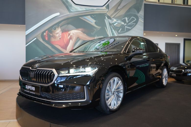 Skoda Superb 1.5 TSI Selection DSG