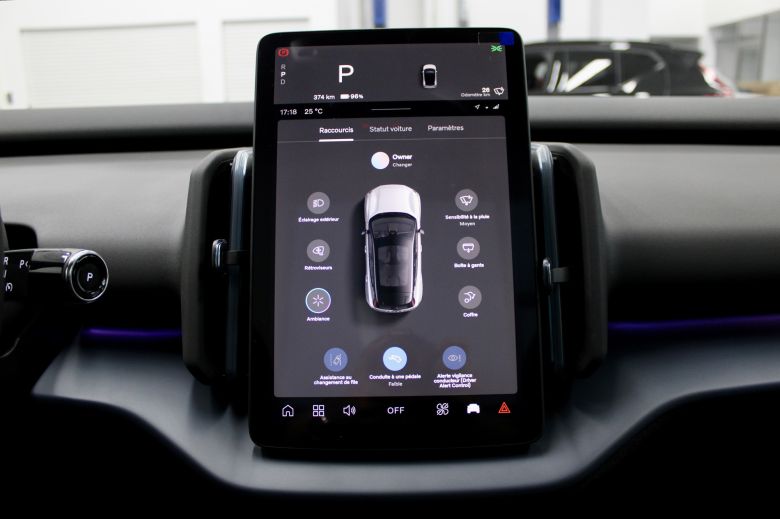 Volvo EX30 Twin Motor Ultra