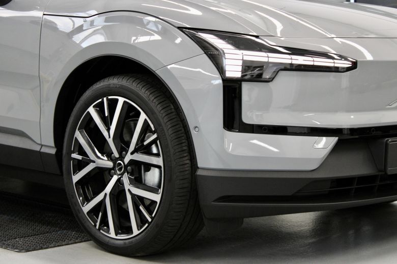 Volvo EX30 Twin Motor Ultra