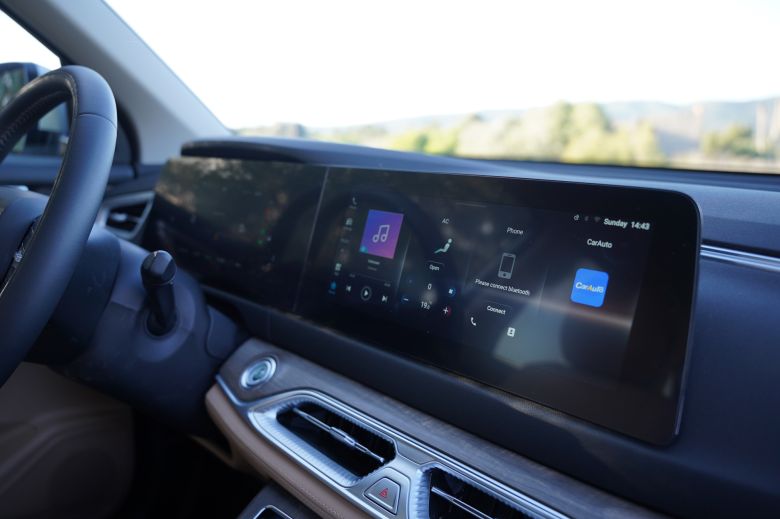 Essai DFSK E5 PHEV 1.5 L Prestige