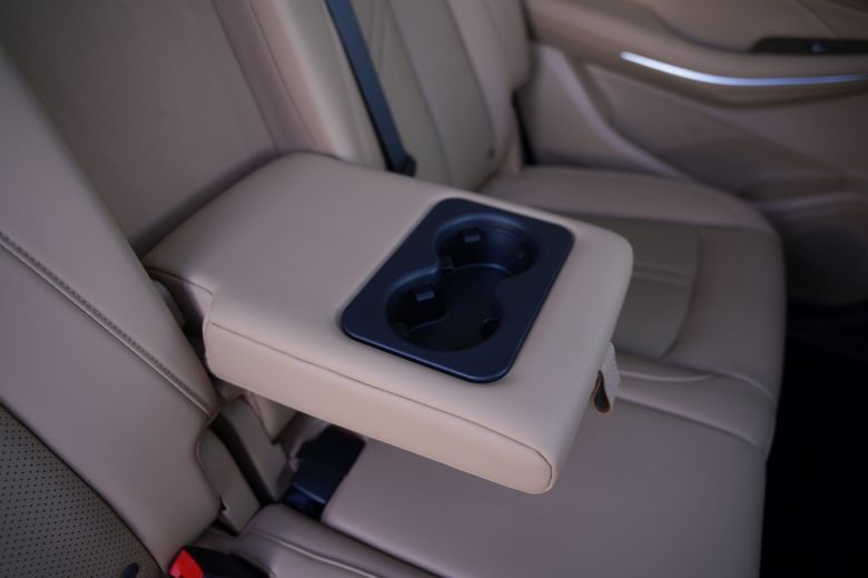 Essai DFSK E5 PHEV 1.5 L Prestige