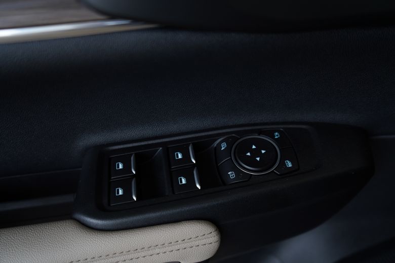 Ford Everest 2.0 L Bi-Turbo Limited 7 places