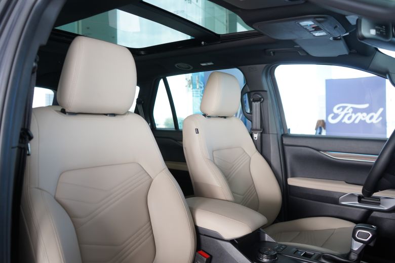 Ford Everest 2.0 L Bi-Turbo Limited 7 places