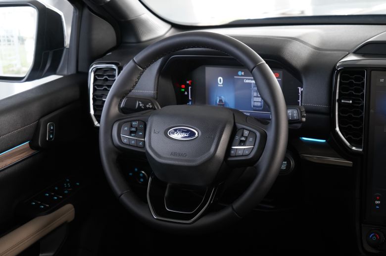 Ford Everest 2.0 L Bi-Turbo Limited 7 places