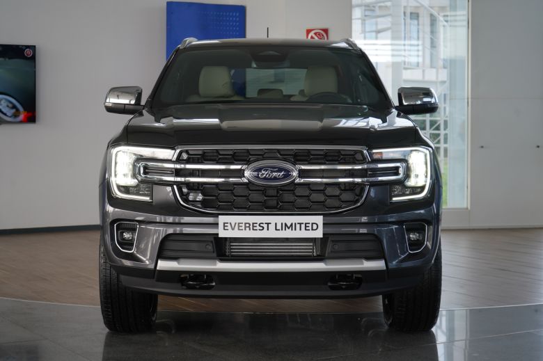 Ford Everest 2.0 L Bi-Turbo Limited 7 places