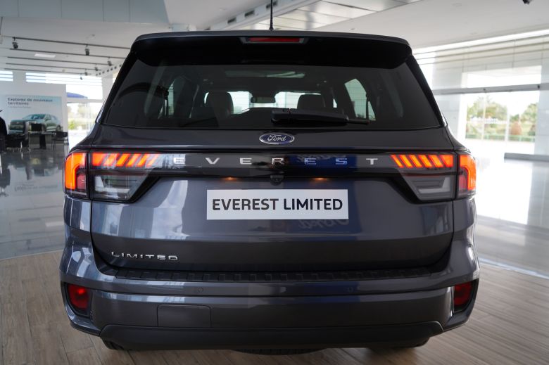 Ford Everest 2.0 L Bi-Turbo Limited 7 places