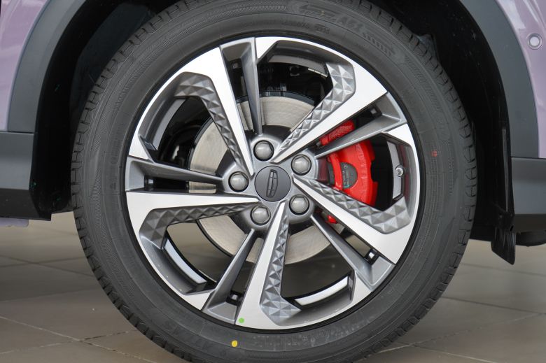 Geely Coolray 1.5 L Turbo New GS+