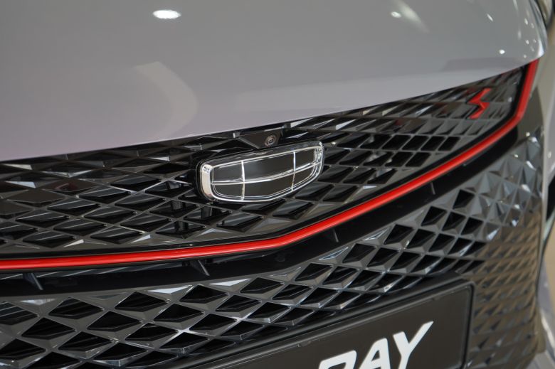 Geely Coolray 1.5 L Turbo New GS+