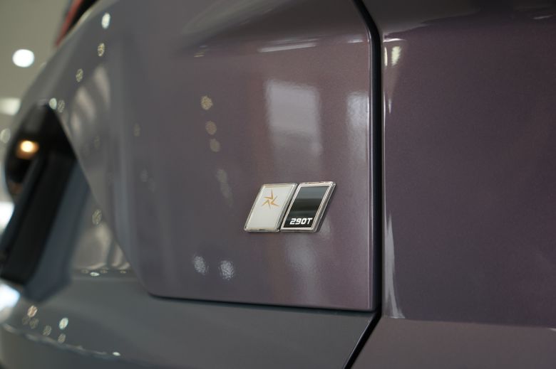 Geely Coolray 1.5 L Turbo New GS+