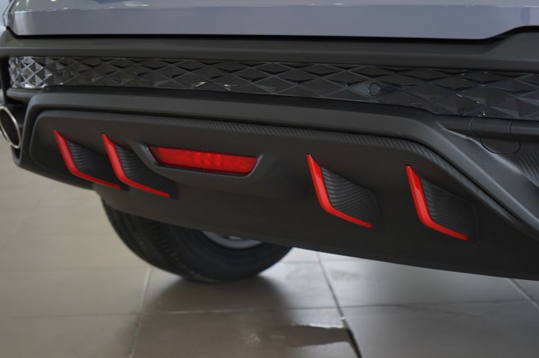 Geely Coolray 1.5 L Turbo New GS+