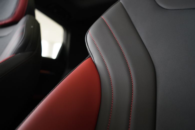 Geely Coolray 1.5 L Turbo New GS+