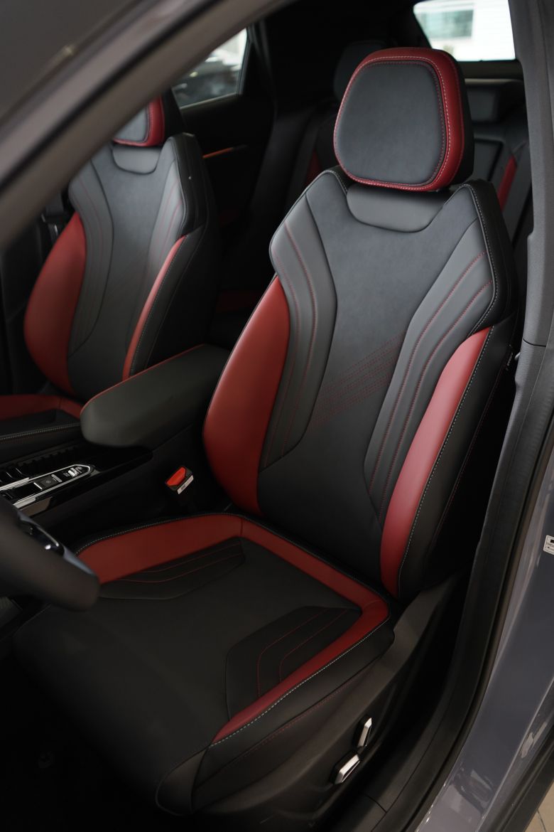 Geely Coolray 1.5 L Turbo New GS+