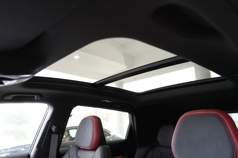 Geely Coolray 1.5 L Turbo New GS+