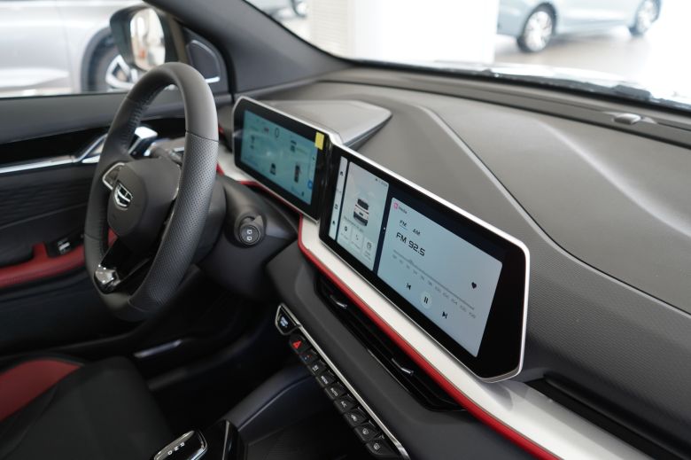 Geely Coolray 1.5 L Turbo New GS+