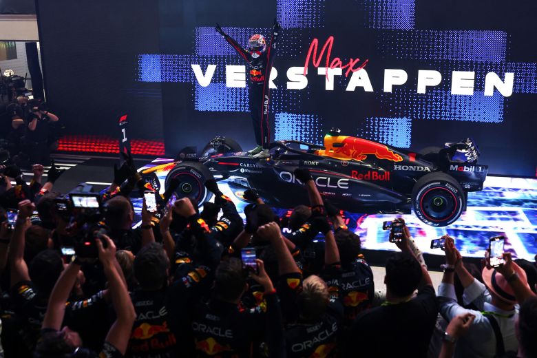 Grand Prix du Qatar : Victoire Stratégique de Verstappen, le Titre se jouera à Trois à Abu Dhabi