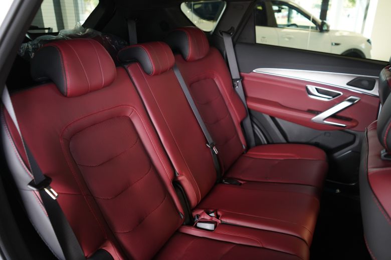 Jetour X70 Plus 1.5 Turbo