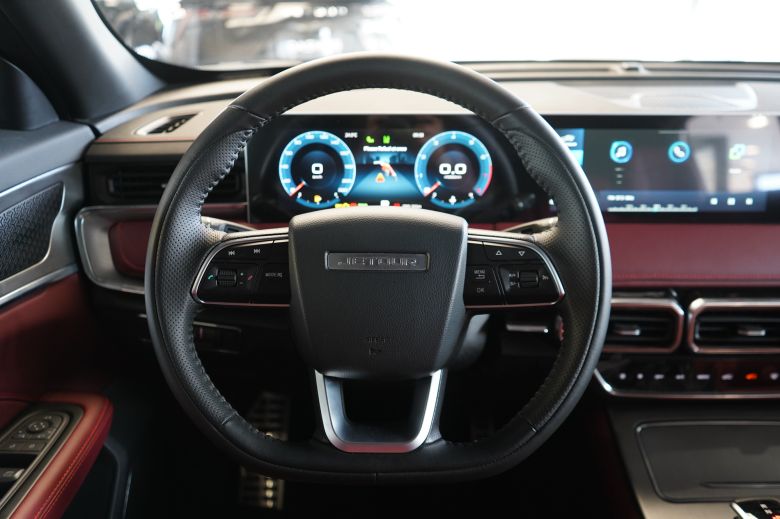 Jetour X70 Plus 1.5 Turbo