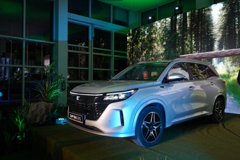 NIMR lance le SUV hybride rechargeable DFSK E5 PHEV et l'utilitaire électrique EC75 en Tunisie
