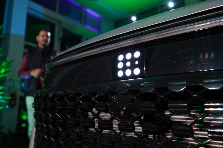 NIMR lance le SUV hybride rechargeable DFSK E5 PHEV et l'utilitaire électrique EC75 en Tunisie